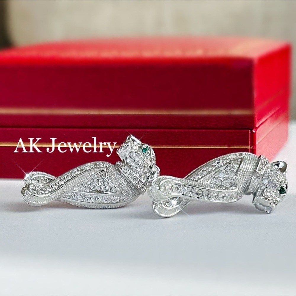 💎LUXURY Panther PAVE Long EARRINGS White Gold, Pierced, Sparkling Green Eyes - Picture 4 of 5